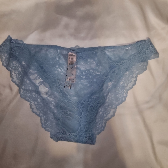 {SOLD} Victoria’s Secret Matching Bra & Panty Set, Blue Topaz - 36B/Medium - Picture 7 of 8